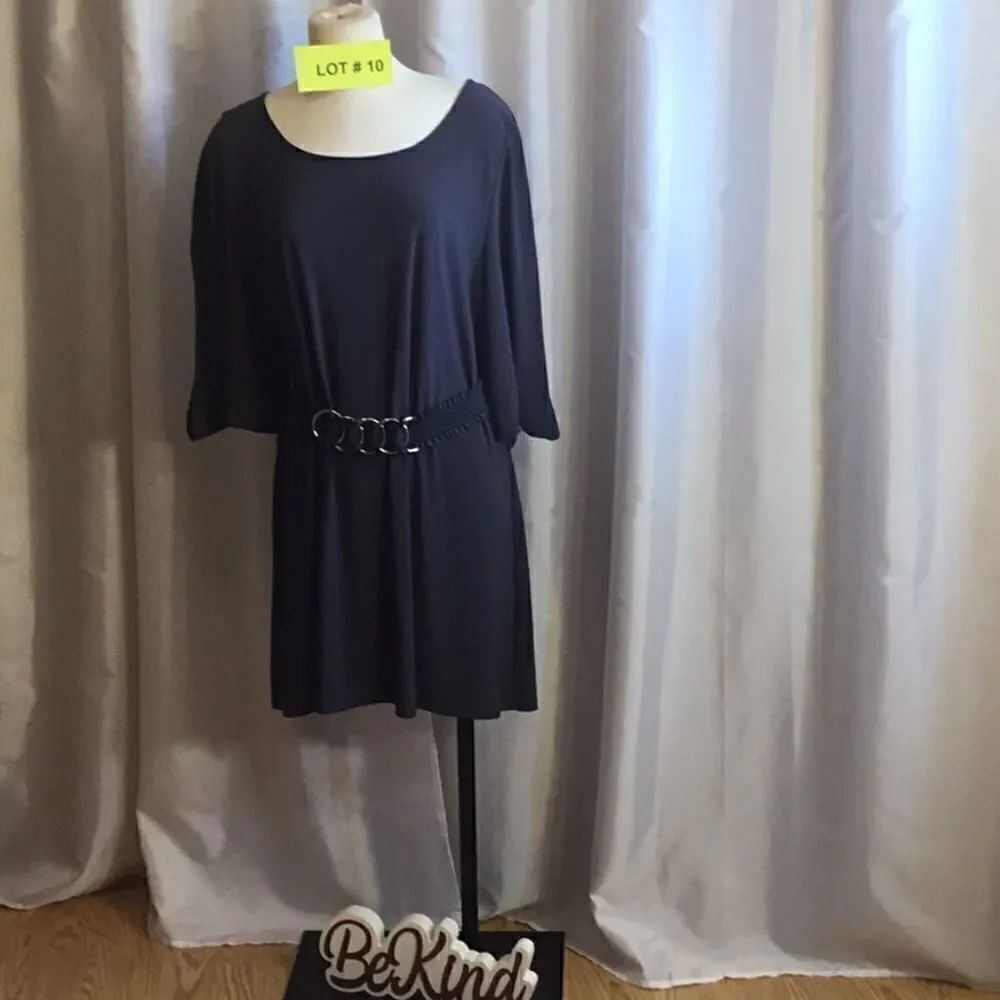 Belted gray polyester dress in large by NIC & DOM
